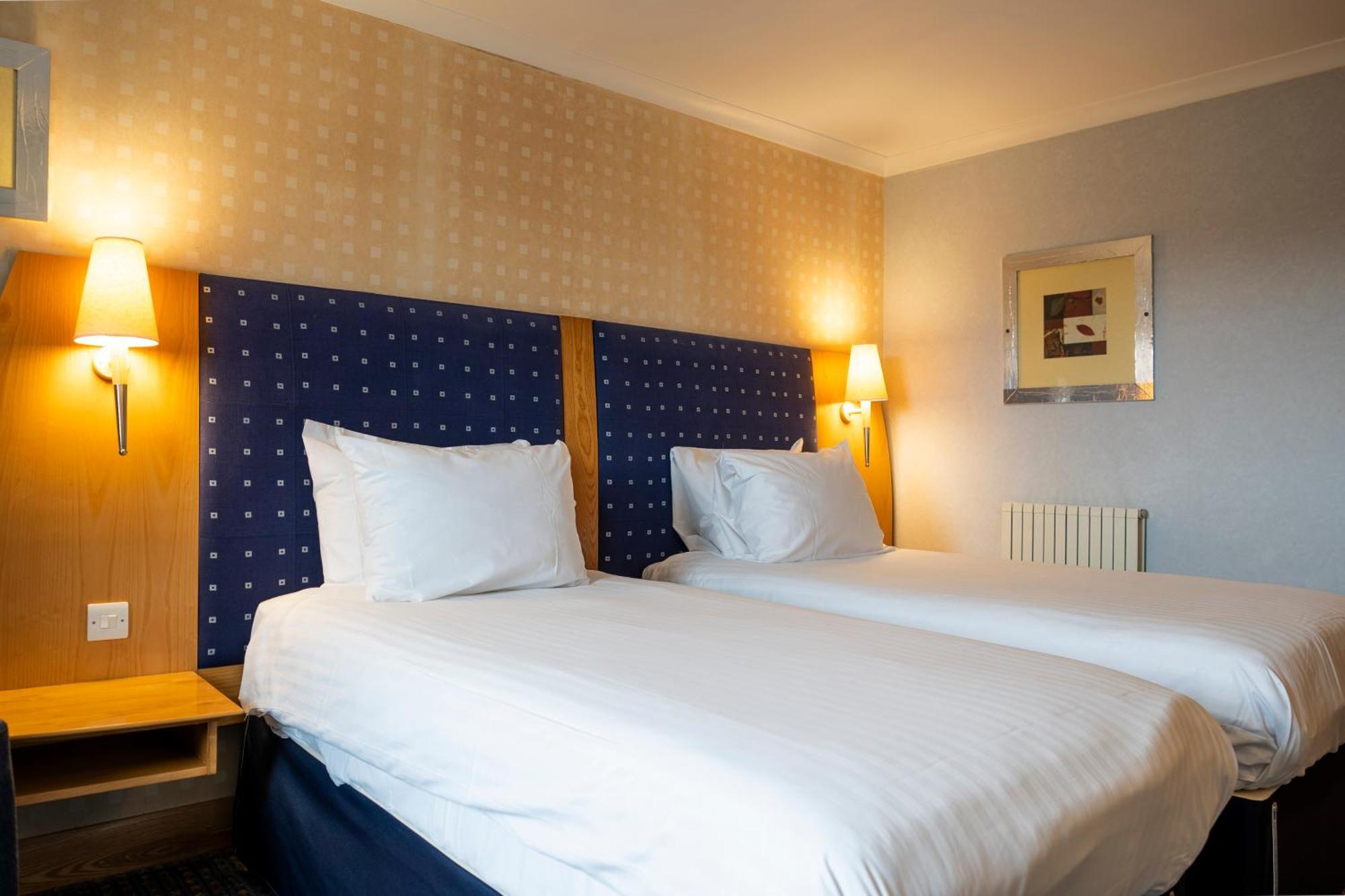 The Bolton Stadium Hotel, A Member Of Radisson Individuals Exterior photo