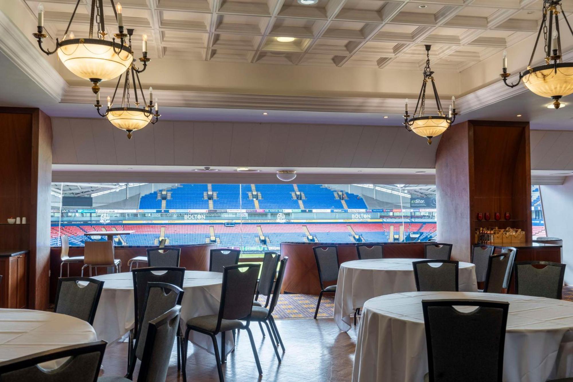 The Bolton Stadium Hotel, A Member Of Radisson Individuals Exterior photo