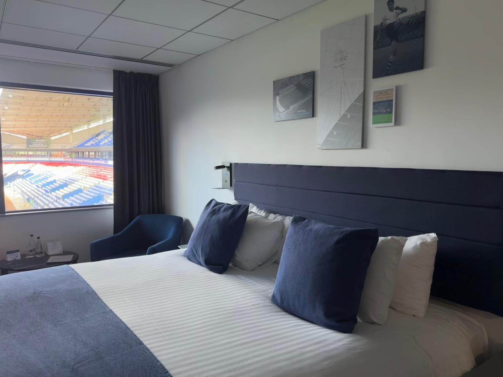 The Bolton Stadium Hotel, A Member Of Radisson Individuals Exterior photo